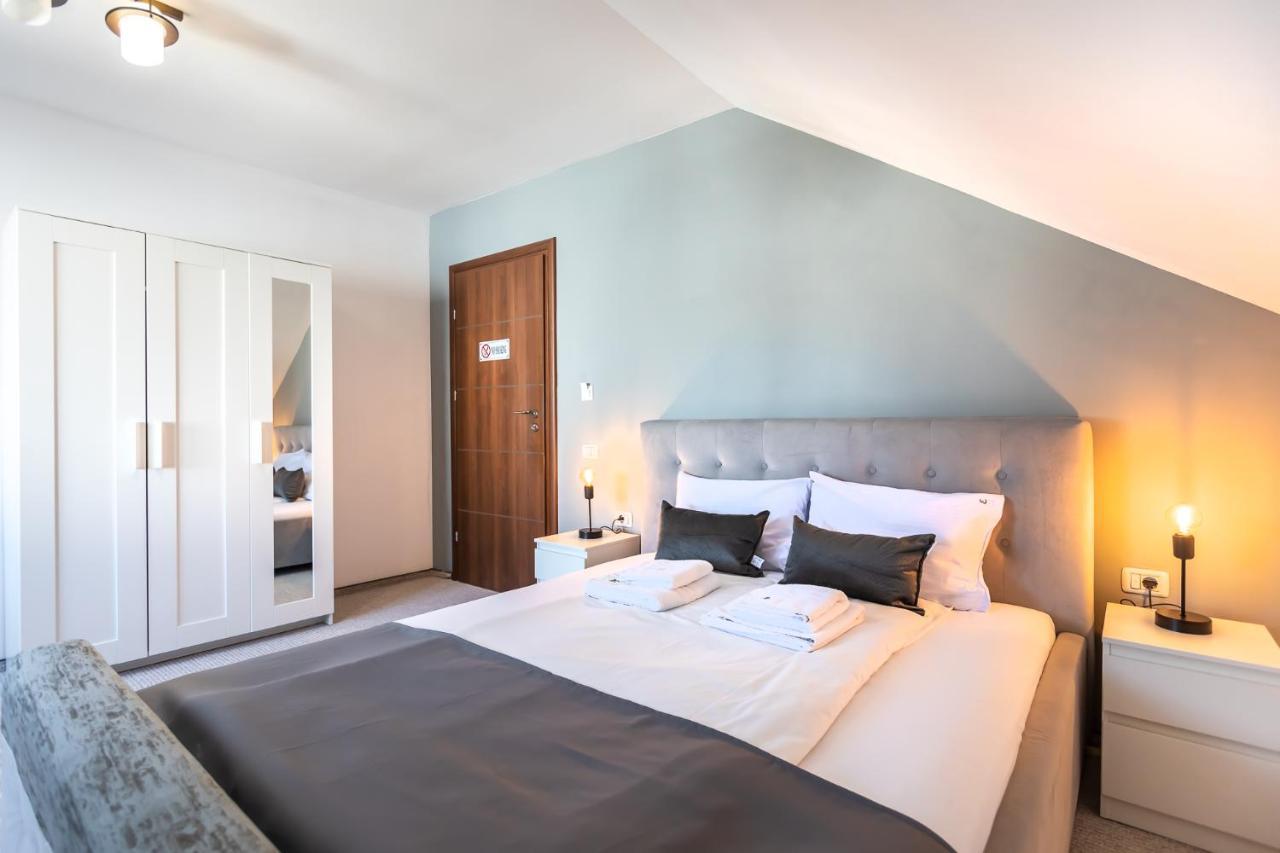 Emerald Residence Rîşnov 外观 照片
