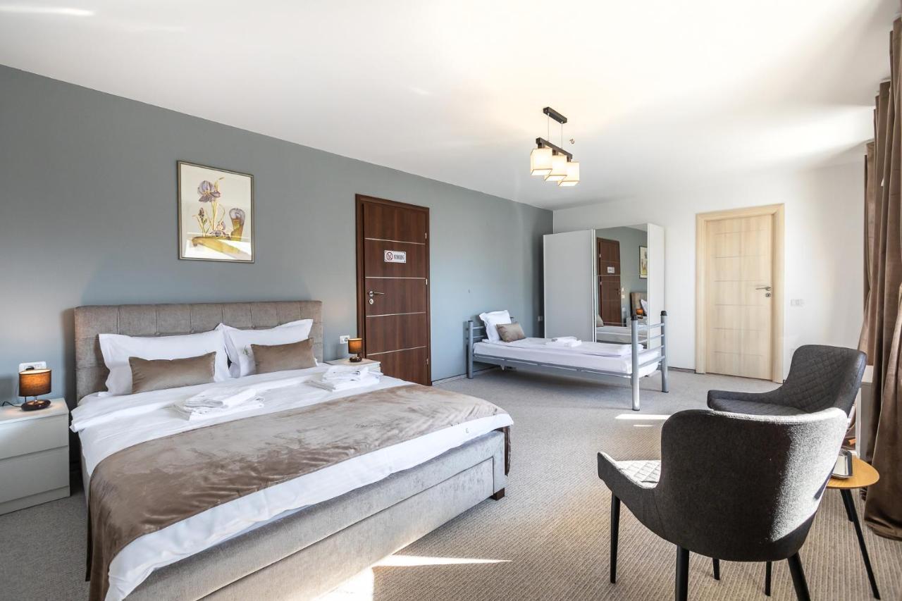 Emerald Residence Rîşnov 外观 照片