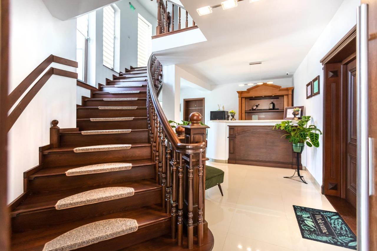 Emerald Residence Rîşnov 外观 照片
