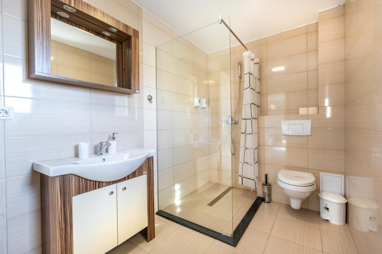 Emerald Residence Rîşnov 外观 照片