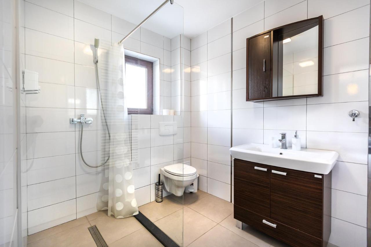 Emerald Residence Rîşnov 外观 照片