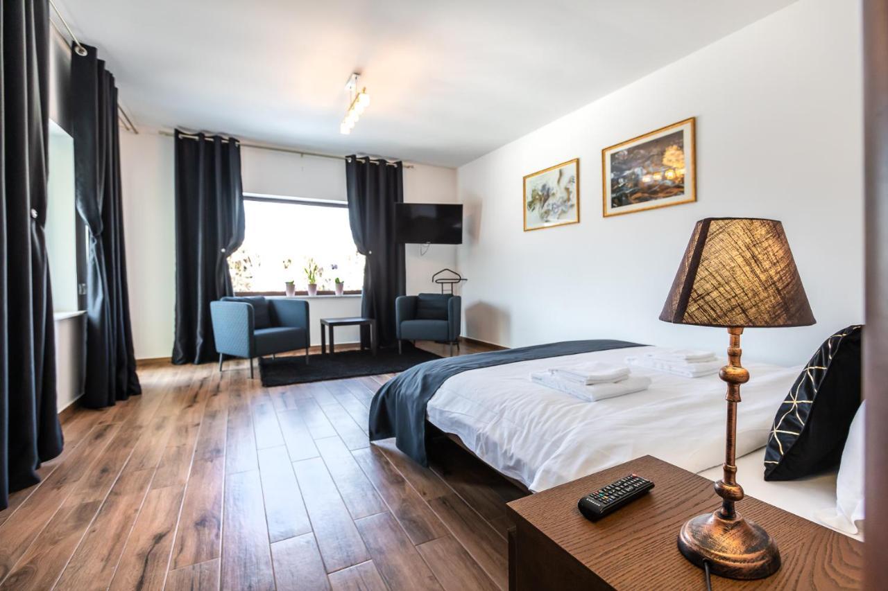 Emerald Residence Rîşnov 外观 照片