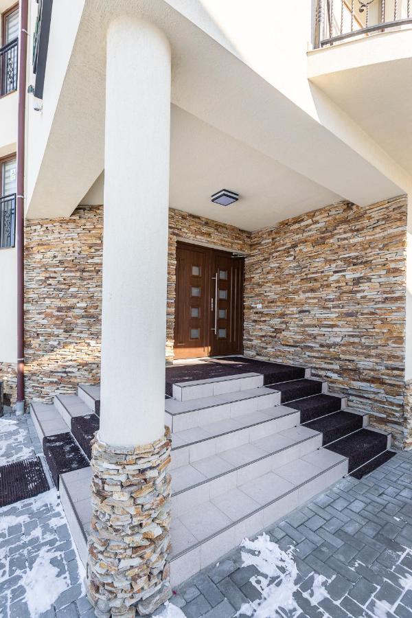 Emerald Residence Rîşnov 外观 照片