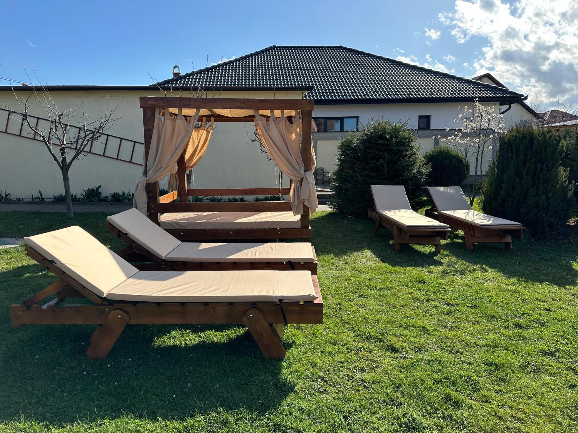 Emerald Residence Rîşnov 外观 照片